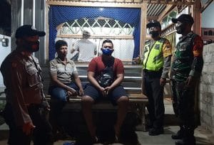 Babinsa Koramil 0818/03 Kasembon Ajak Warga Taat Protokol Kesehatan