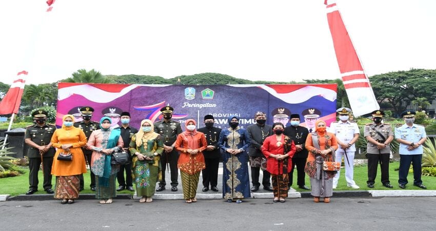 FOTO: Danrem 083/Bdj Kol Inf Irwan Subekti foto bersama Forpimda Kota Malang.