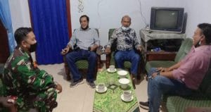 Pandemi Covid-19 Tak Menghalangi Babinsa untuk Melaksanakan Komsos