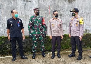 Kapolres Batu Dampingi Dir Binmas Polda Jatim saat Tinjau TPS 10 Pujon