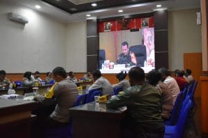 Dandim 0818 dan Kapolres Malang, Vidcon bersama Forkopimda Jatim