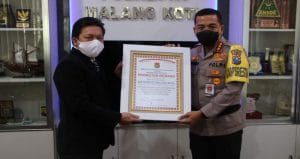 Kapolresta Malang Kota : Piagam Penghargaan Lemkapi, Bentuk Nyata Pengabdian Polri Terhadap Masyarakat