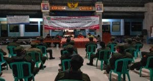 Babinsa Koramil 0818/34 Kromengan Bekali Anggota Linmas Mengenai Tugas Pokok