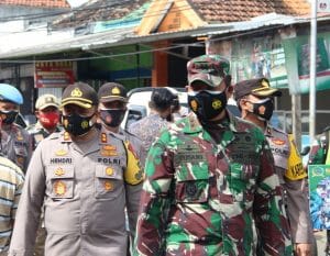 Dandim 0818 Cek Pelaksanaan PPKM di Kecamatan Donomulyo dan Pagak