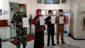 Walikota Batu Jalani Vaksin Kedua Bersama Kasdim 0833/Kota Malang