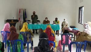 Batuud Koramil 0818/22 Tumpang Sosialisasikan Pentingnya Vaksinasi Covid-19