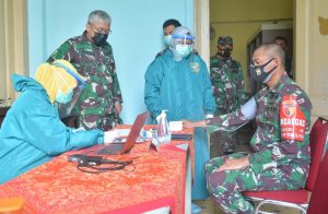 Danrem 083/Bdj Mengawali Suntik Vaksin Covid-19 di Jajaran Prajurit Korem 083/Bdj