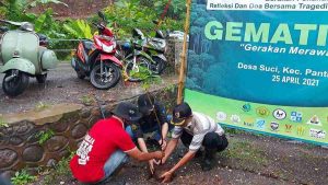 BEM Unej Peringati Hari Bumi dengan Tanam Pohon di Lokasi Bencana