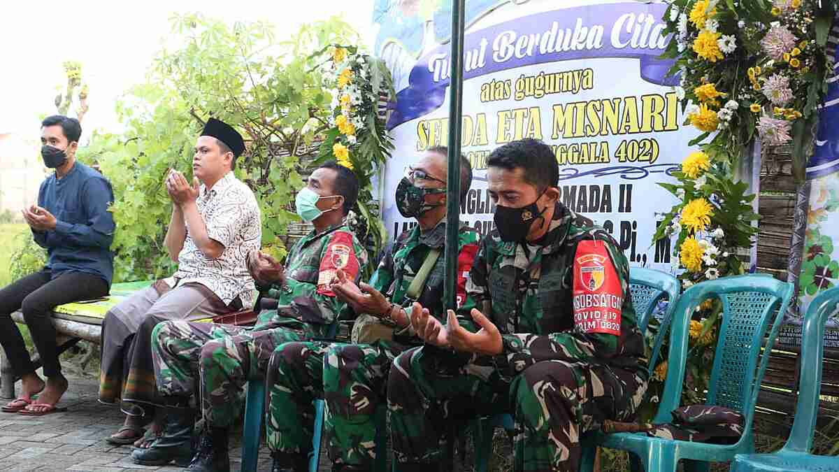 Dandim 0820 Takziah ke Keluarga Korban KRI Nanggala 402