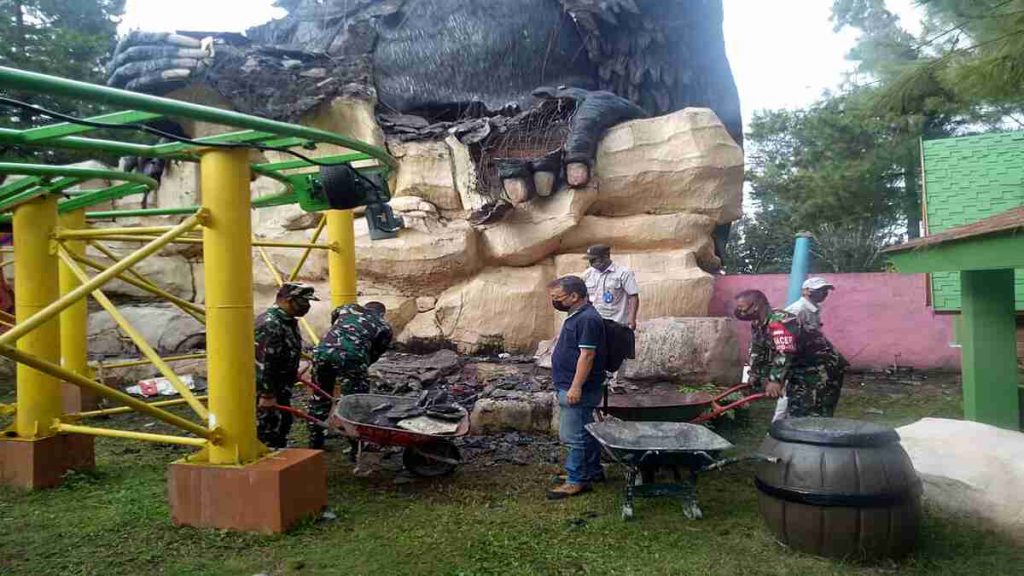 Gorila Jatim Park 2 Kepalanya Putus