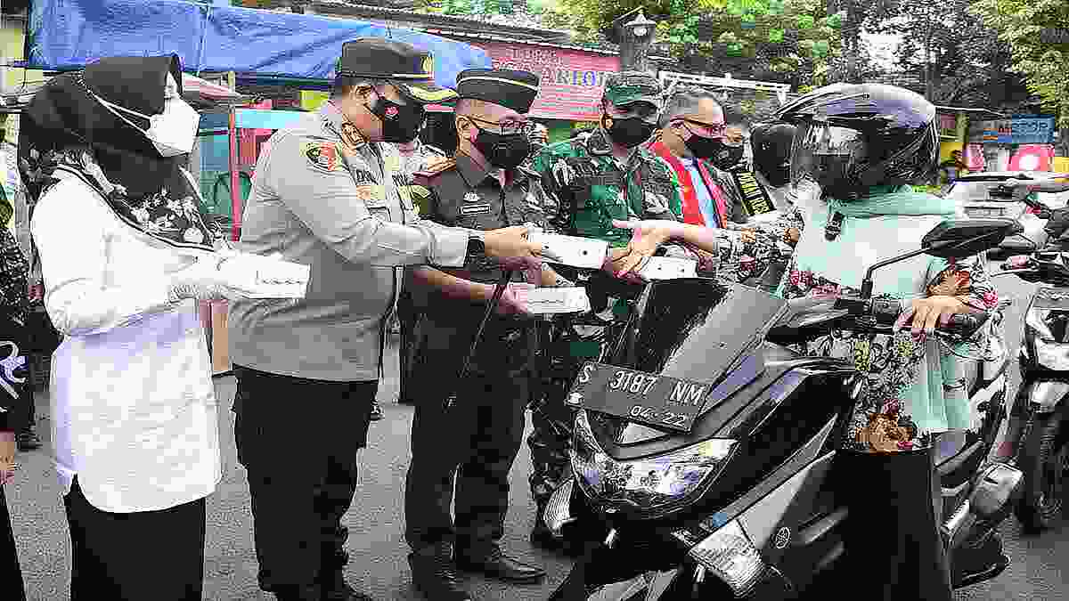 Implementasi 'Mesra' Bersama 3 Pilar, Bupati Mojokerto Ingatkan Pentingnya Prokes