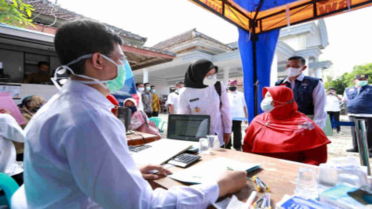 Tujuh Kali Ngantor di Desa, Ipuk Tuntaskan Hampir 10 Ribu Masalah Warga