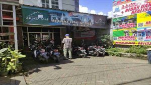 Wabup Sikapi Keluhan Warga Perum Antirogo