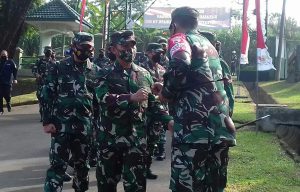 Dandim 0818 Ikut Dalam Penyambutan Kedatangan Wakasad TNI AD