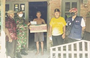 Koramil 0818/15 Dampit Salurkan Bantuan Korban Gempa dari PT Gudang Baru
