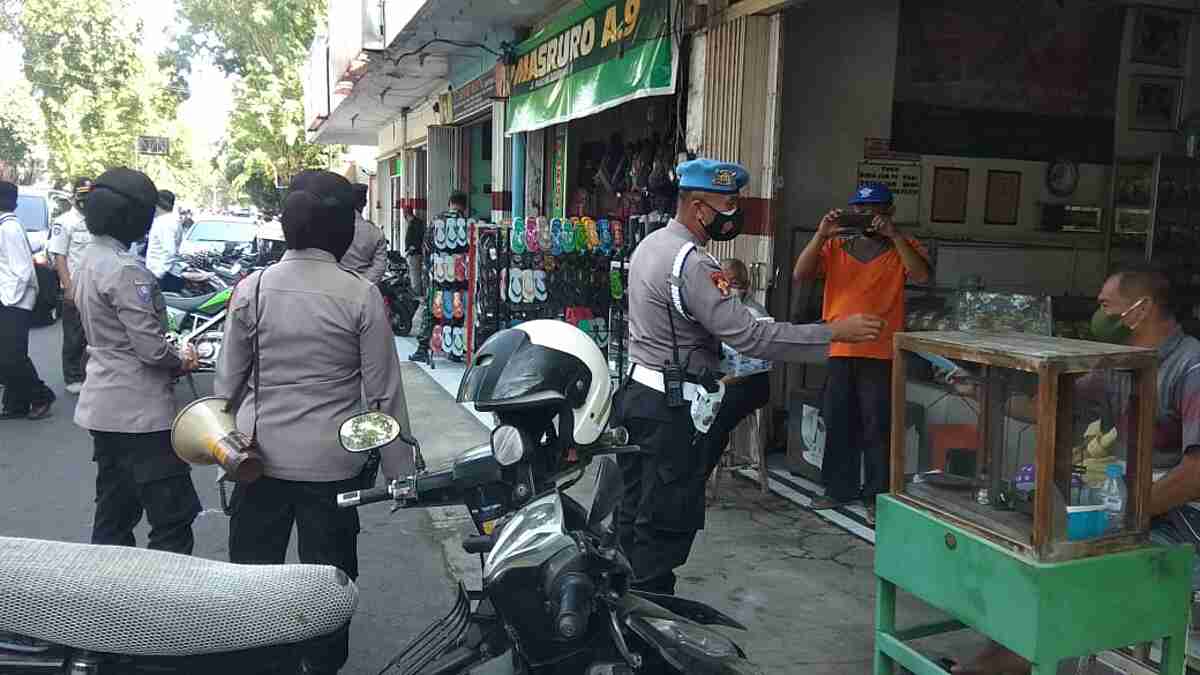 Wali Kota Probolinggo Satgas Covid Lebih Perketat Mobilitas