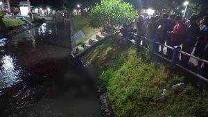 Heboh, Jagal Ayam Potong Tewas Mengapung di Aliran Sungai