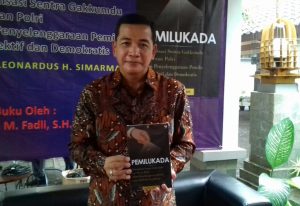 Buku Karya Leonardus, Bidik Celah Kelemahan Penegakan Hukum Dalam Pemilukada