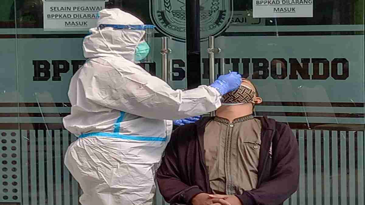 65 PNS Sekretariat dan DPPKAD Situbondo Jalani Rapid Test Antigen, Tiga Dinyatakan Positif Covid-19