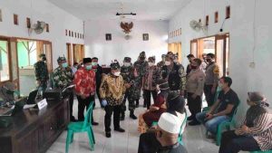 Bupati dan Forpimda Situbondo Tinjau Pelaksanaan Serbuan Vaksinasi Kodim 0823