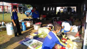 Dapur Umum Pelayanan Warga Isoman Kekurangan Relawan
