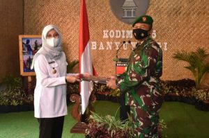 Program TMMD ke-111 Usai, Dansatgas Serahkan Hasil ke Bupati Banyuwangi