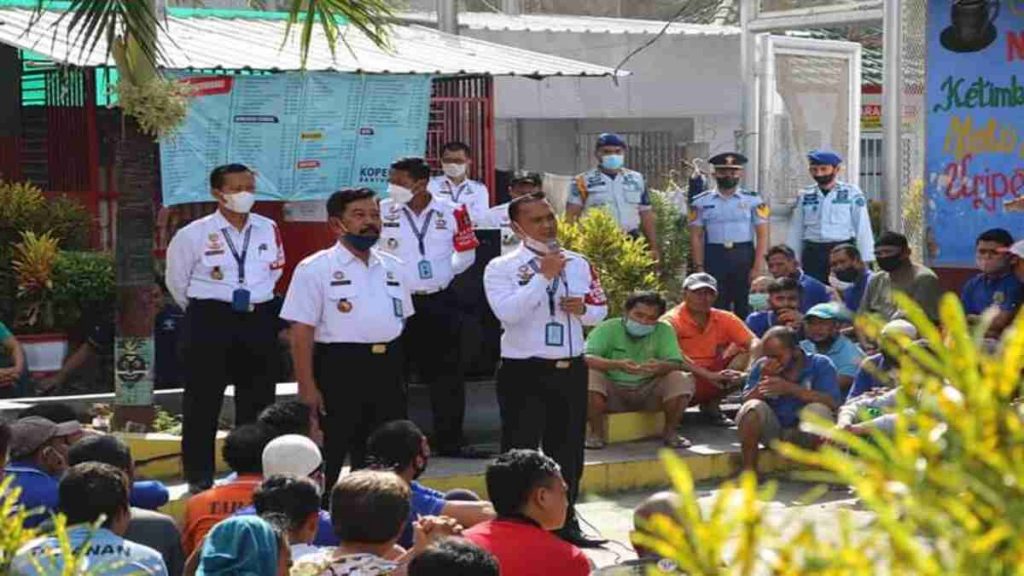 Kalapas Banyuwangi Sosialisasi Permenkumham No 24 Tahun 2021 Kepada WBP