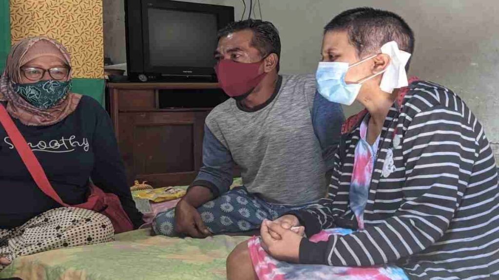 Seorang IRT Berjuang Melawan Tumor Ganas Saat Pandemi
