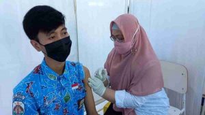 Siswa SMAN 1 Panarukan Antusias Divaksin Covid-19