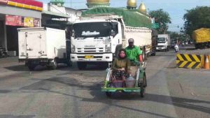 Suka Duka Sopir Angkutan Barang di Masa PPKM Darurat, Biaya Solar Nambah Tiap Hari Dicolok Hidungnya
