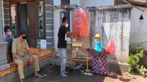 Warga Desa di Jember Pasang Patung Ptakotan, Diyakini untuk Tolak Bala Pagebluk
