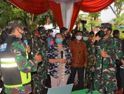Panglima TNI Cek Penggunaan Aplikasi Silacak oleh Babinsa Sebagai Tracer Covid-19