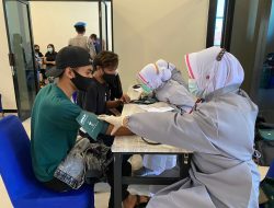 Sebanyak 960 Peserta Vaksinasi Serbu Gerai Vaksinasi Merdeka Alumni Akpol 2000