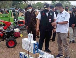 Mas Bup Tampung Keluhan dan Bantu Sarana Alat Produksi Kelompok Tani