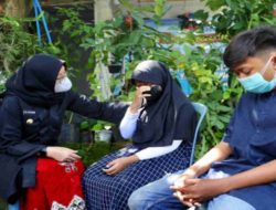 Minta Ibunda Tercinta Didoakan, Tangis Dua Anak Yatim Korban Covid-19 Pecah Dihadapan Bupati Ipuk