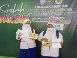 Tinjau Vaksinasi di MAN 2 Situbondo, Wabup Minta Pelajar Bantu Sosialisasi Vaksinasi ke Masyarakat
