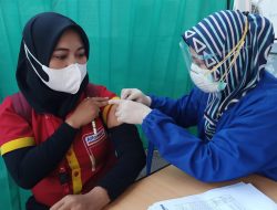 Alfamart Fasilitasi Ribuan Karyawan untuk Divaksin