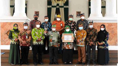 Pemkab Situbondo Raih Penghargaan Anugerah Parahita Ekapraya