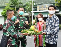 Di HUT ke-76 TNI, Korem 083/Bdj Dapat Kejutan dari Manajemen Hotel Tugu Malang