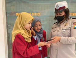 Satlantas Polres Malang Ajak Masyarakat Mengunduh Aplikasi SKRIP