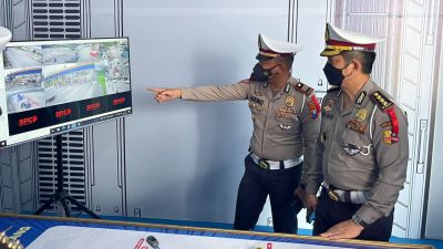 Tim Pamatwil Korlantas Polri Pantau Kondisi Arus Lalin di Posyan Karanglo
