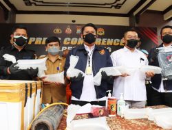 Satreskrim Polres Malang Amankan 2.500 Benih Lobster Ilegal Beserta Tersangka