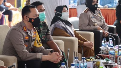 Kapolres Malang Tinjau Vaksinasi di Desa Ngadilangkung dan Zoom Meeting Bersama Wakapolri