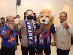 Lanjutkan Tradisi, AKBP Ferli Temu Kenal Bersama Aremania