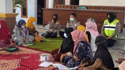 Satlantas Polres Malang Edukasi Ibu-ibu PKK Akan Pentingnya Keselamatan Berlalu Lintas