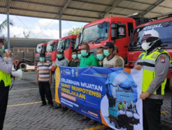Satlantas Polres Malang Imbau Sopir Truk Barang Tidak Angkut Muatan Berlebihan