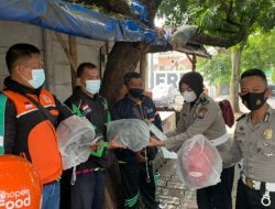 Jelang Operasi Patuh Semeru 2022, Satlantas Polres Batu Bagi – bagi Helm