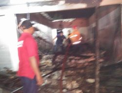 Diduga Konsleting Listrik Ruko Sotaber Ludes Terbakar
