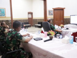 Danrem 083/Bdj Dampingi Pangdam V/Brw Rapat Virtual PPKM Jawa-Bali Bersama Menko Marves