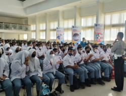 Ratusan Siswa Baru SMK Muhammadiyah 1 Kepanjen Dibekali Etika Berlalu lintas
